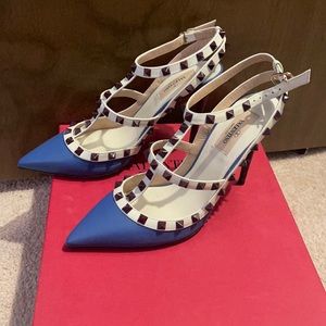 Valentino Rockstud Heels- Size 38.5